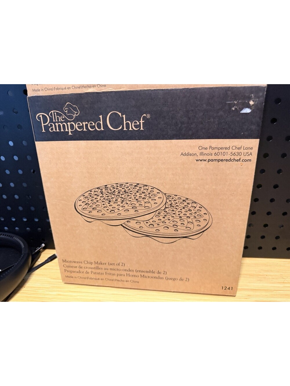 THE PAMPERED CHEF Microwave Chip Maker #1241 Set of 2 New in Box